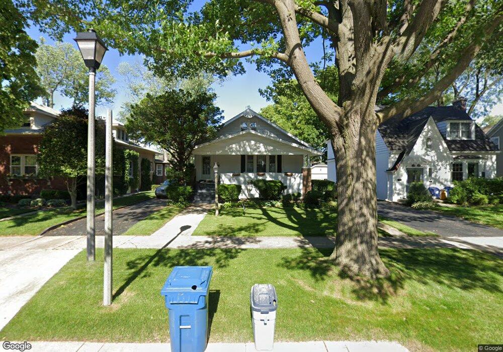 349 N Maple Ave, Elmhurst, IL 60126 - photo 1