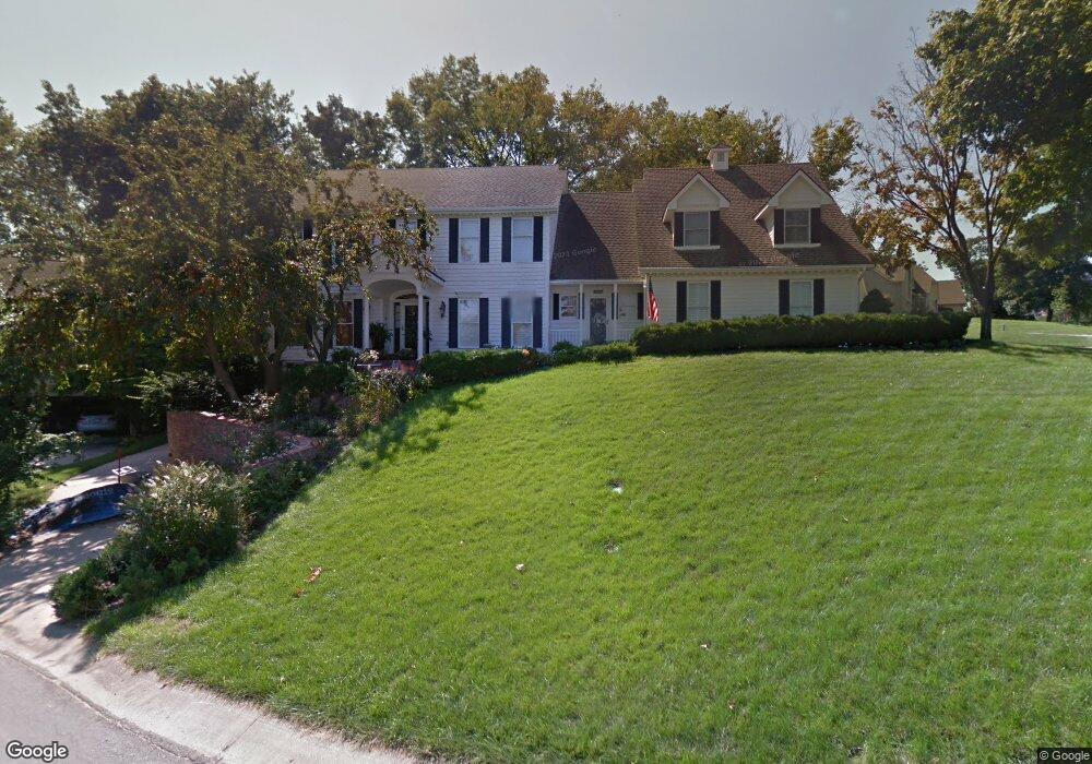 8315 Mullen Rd, Lenexa, KS 66215 - photo 1