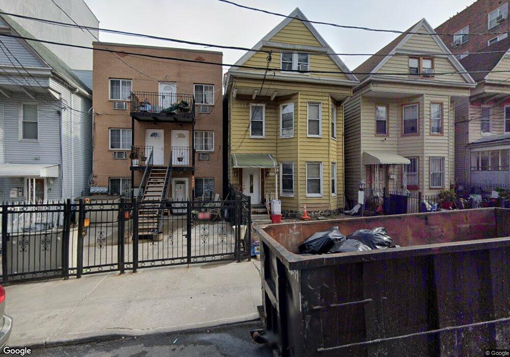 3002 Perry Ave, Bronx, NY 10458 - photo 1