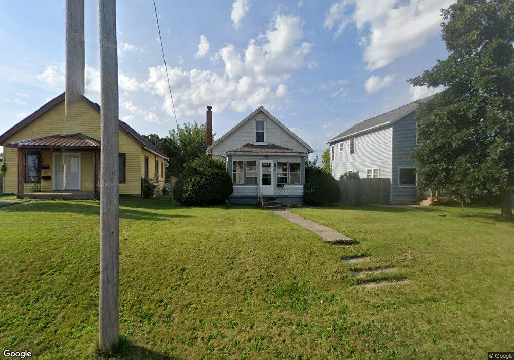 939 15th Ave SW, Cedar Rapids, IA 52404 - photo 1