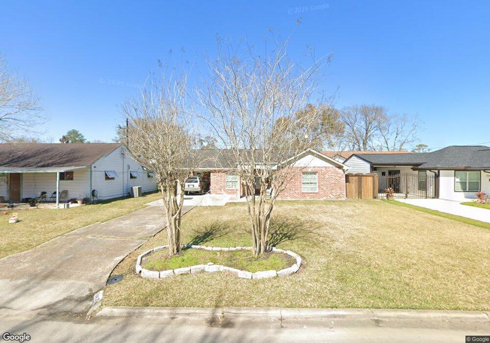 7643 Greendowns St, Houston, TX 77087 - photo 1