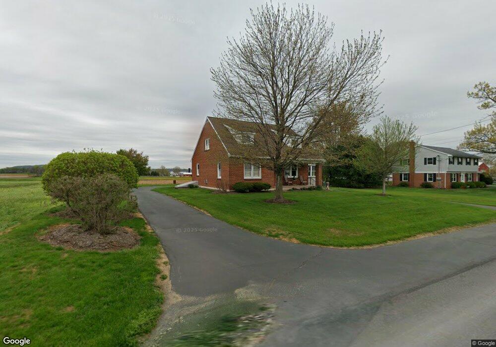 255 Linden Grove Rd, New Holland, PA 17557 - photo 1