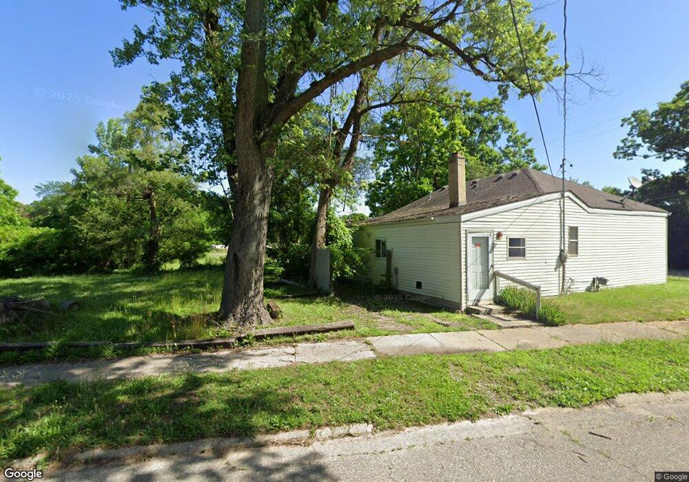 247 E Eddington Ave, Flint, MI 48503 - photo 1