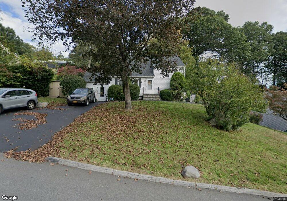 1424 Ivy Rd, Mohegan Lake, NY 10547 - photo 1