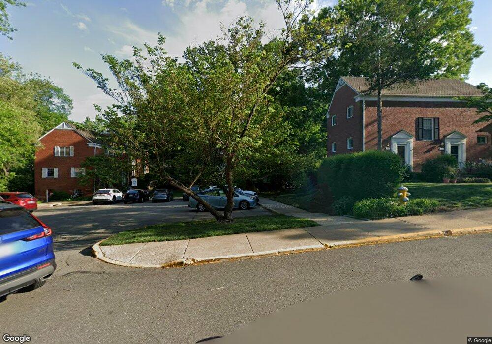 1658 Preston Rd, Alexandria, VA 22302 - photo 1