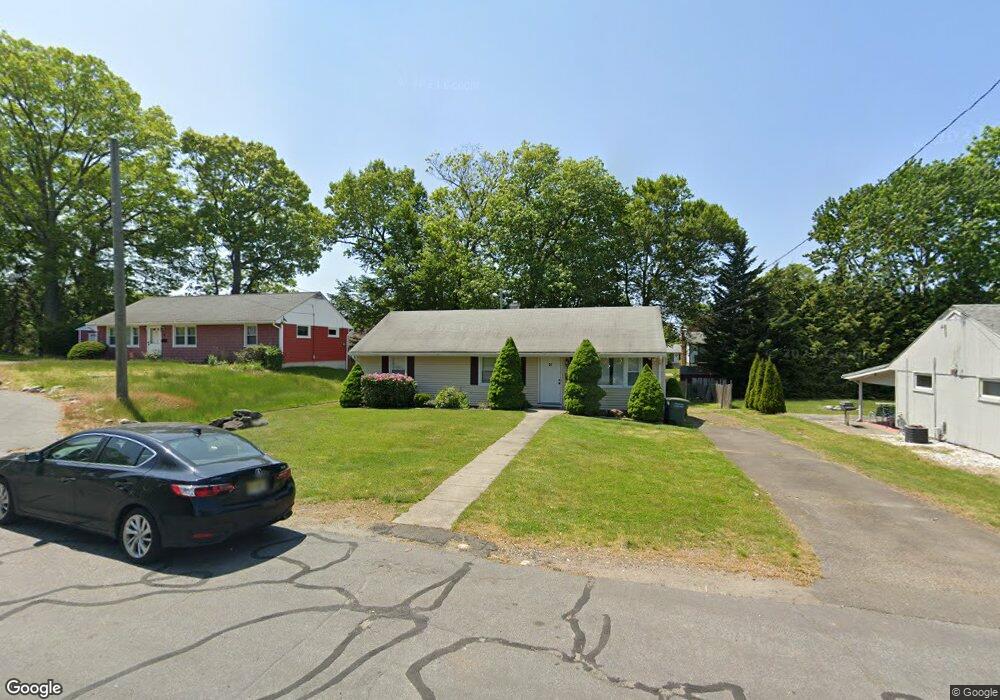 21 Tarinelli Cir, Bridgeport, CT 06606 - photo 1