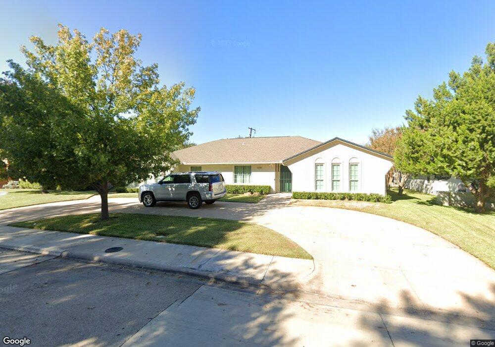 6141 Glennox Ln, Dallas, TX 75214 - photo 1