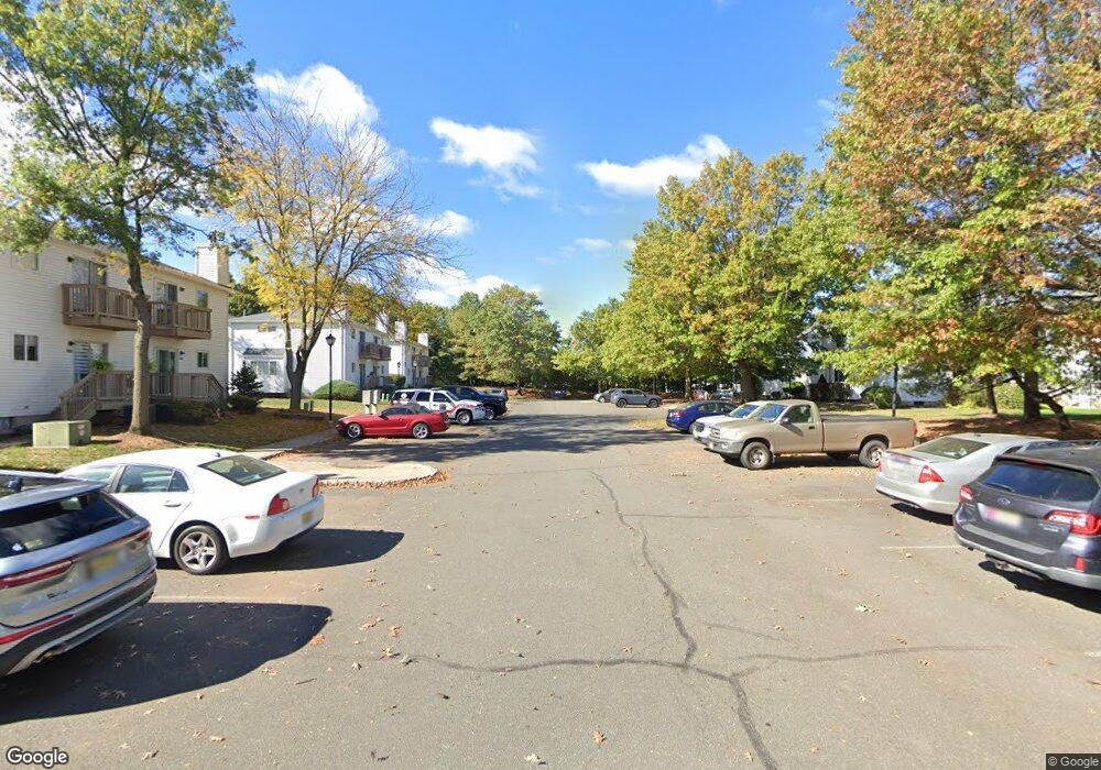 943 Reed Ct unit 523, Flemington, NJ 08822 - photo 1