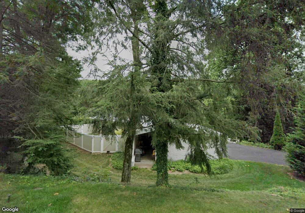 4853 Hawthorn Dr, Harrisburg, PA 17111 - photo 1