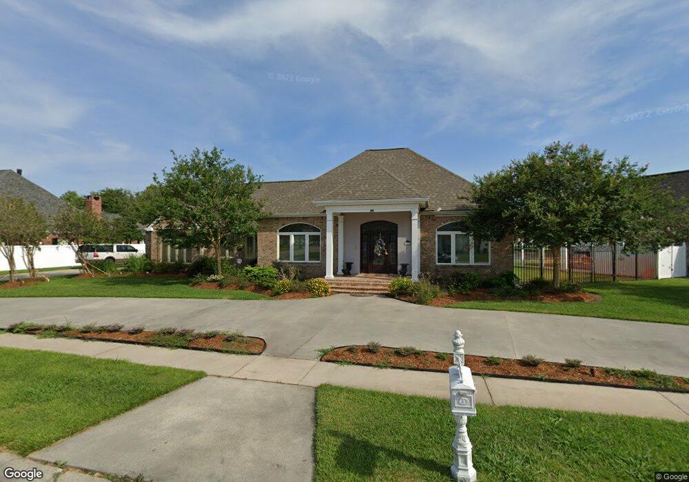 160 Meandering Way, Houma, LA 70360 - photo 1