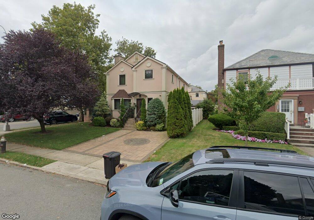 8058 189th St, Hollis, NY 11423 - photo 1