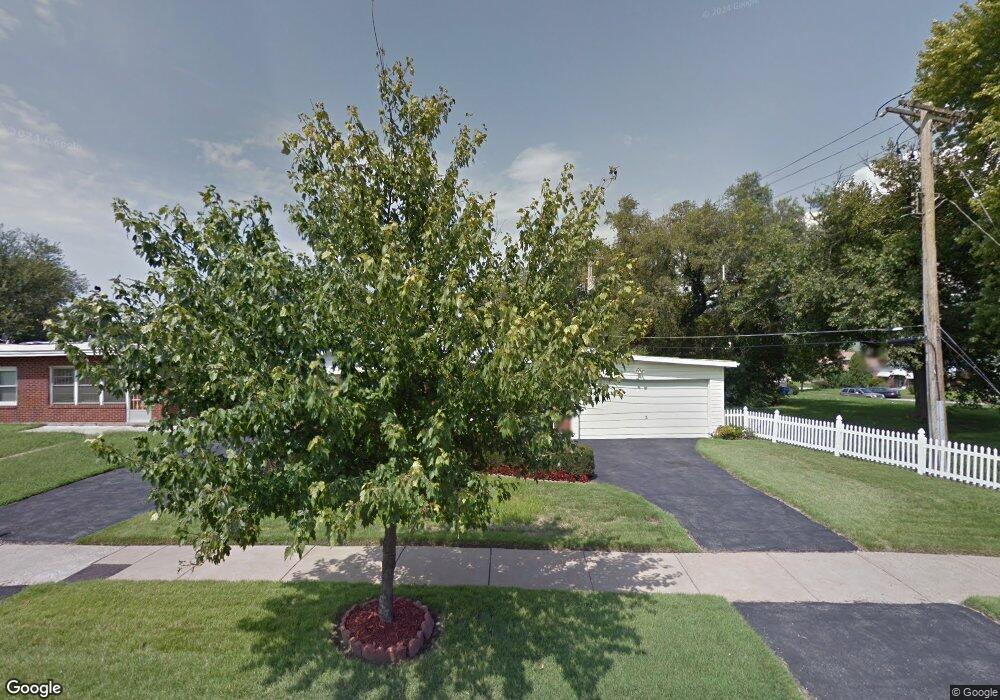 4327 N Taylor Ave, Saint Louis, MO 63115 - photo 1