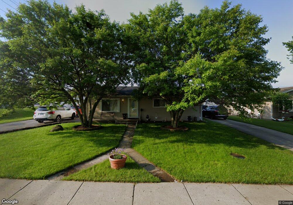 904 Berkley St, Carpentersville, IL 60110 - photo 1