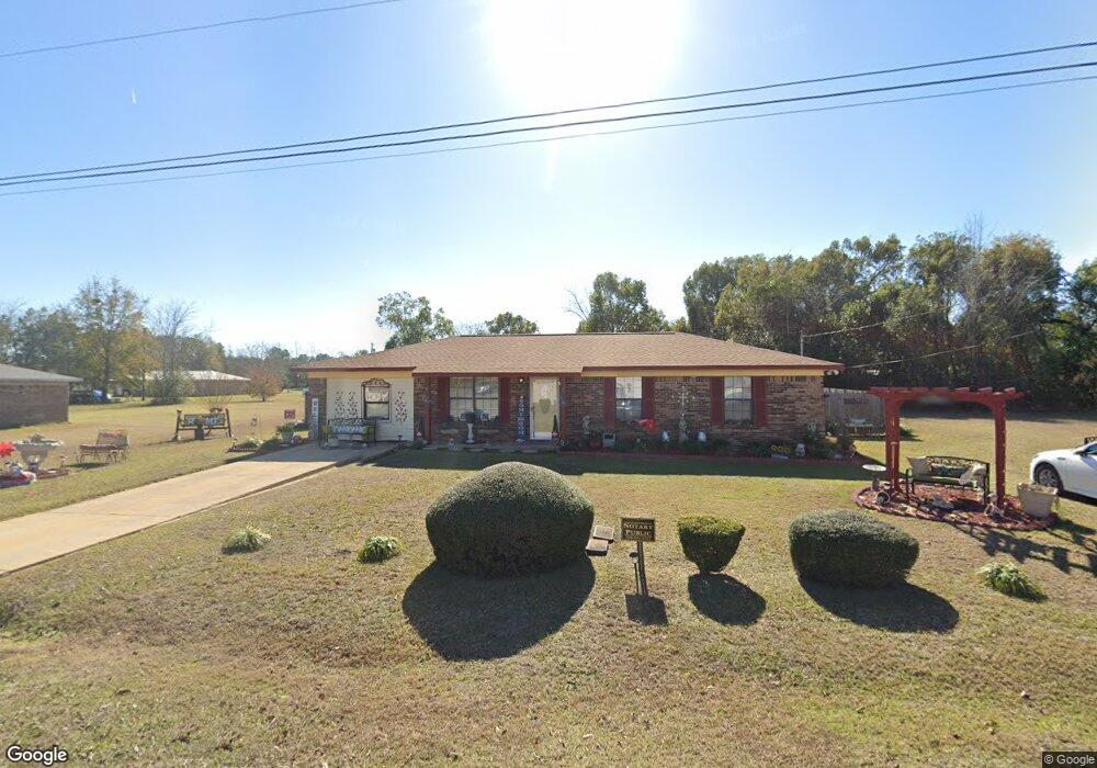 809 Bourbon St, Donalsonville, GA 39845 - photo 1