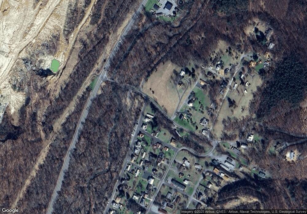 416 James St, Berkeley Springs, WV 25411 - photo 1