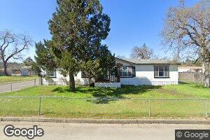 212 Tavis Dr, Merlin, OR 97532