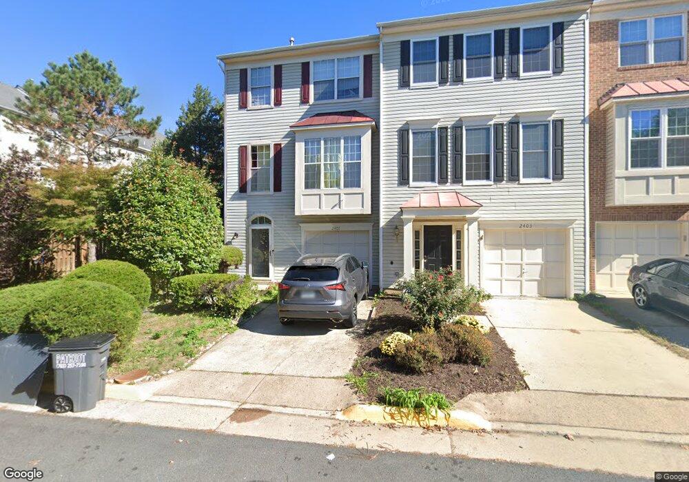 2401 Clover Field Cir, Herndon, VA 20171 - photo 1