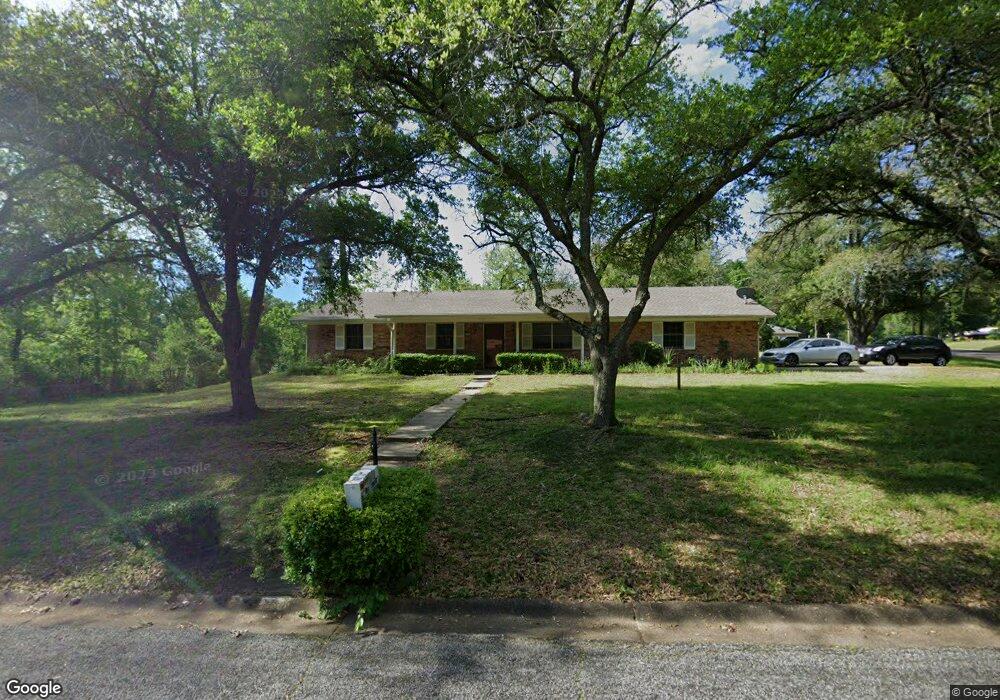 502 Emmons St, Kilgore, TX 75662 - photo 1