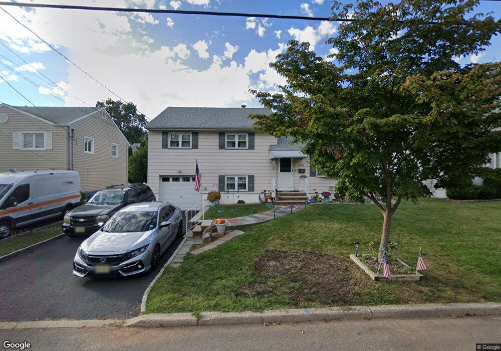 646 Princeton Rd, Linden, NJ 07036 - photo 1