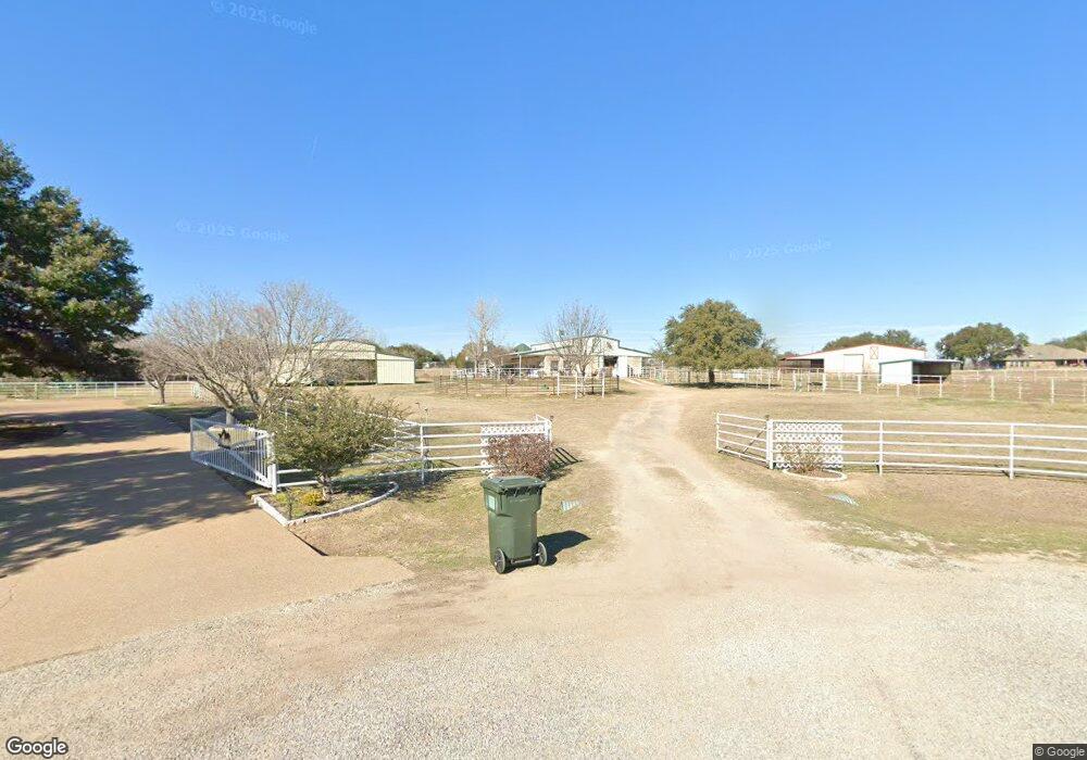 4316 Ivy Ct, Granbury, TX 76049 - photo 1