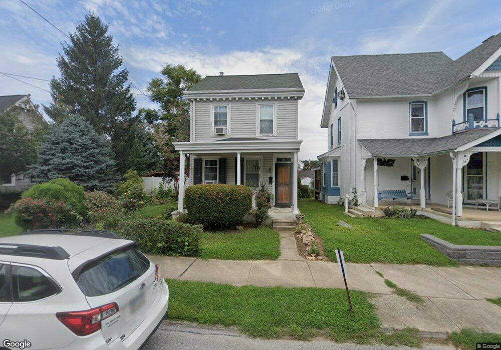 109 W Pennsylvania Ave, Downingtown, PA 19335 - photo 1