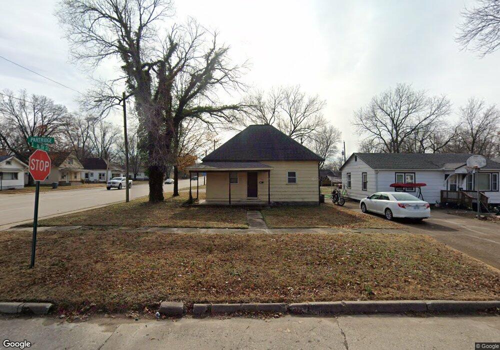 1600 Partridge Ave, Parsons, KS 67357 - photo 1
