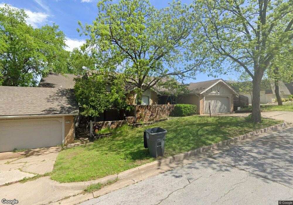 3915 E 60th Place, Tulsa, OK 74135 - photo 1