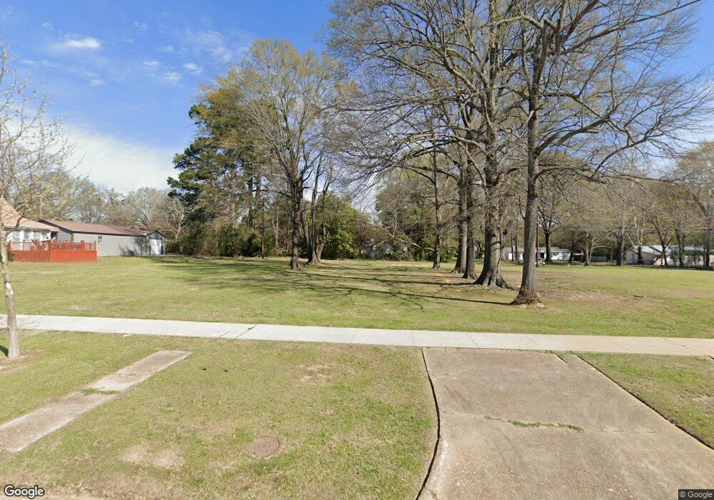 1710 W 13th St, Texarkana, TX 75501 - photo 1