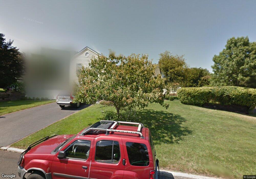 15 Stirrup Ln, Glen Cove, NY 11542 - photo 1