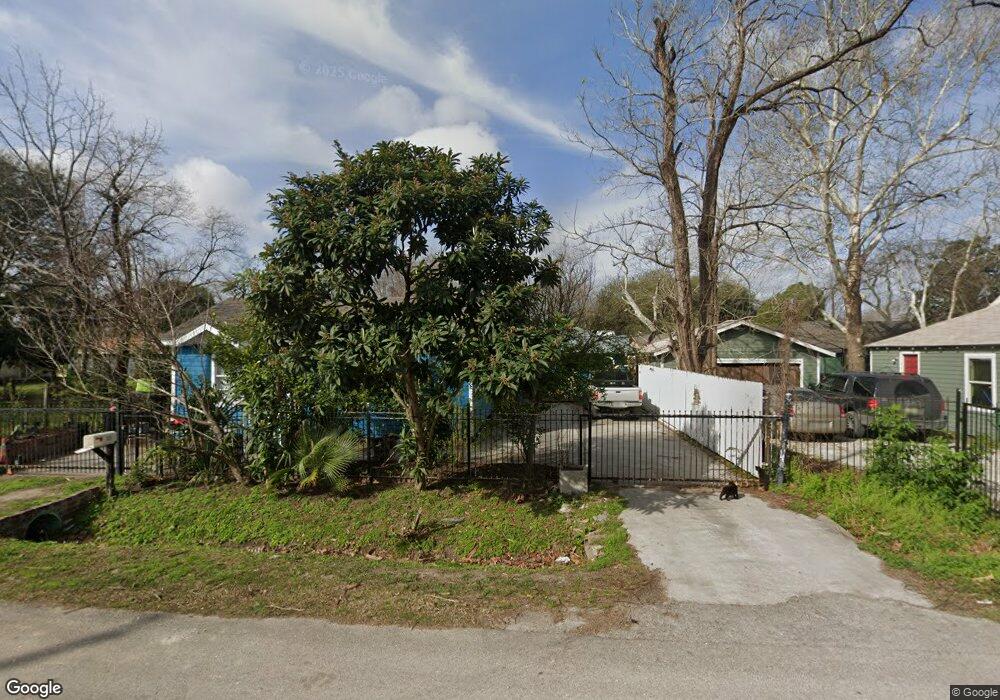 6121 Barnston St, Houston, TX 77026 - photo 1