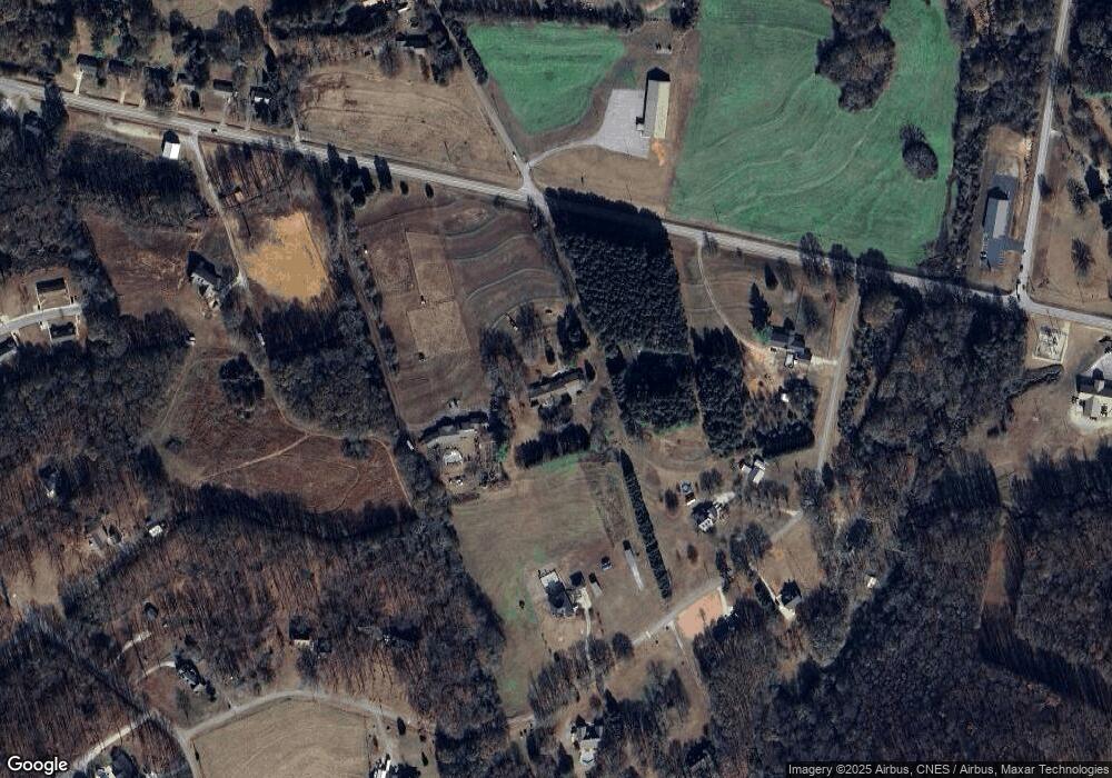 7441 Highway 145 Rd, Carnesville, GA 30521 - photo 1