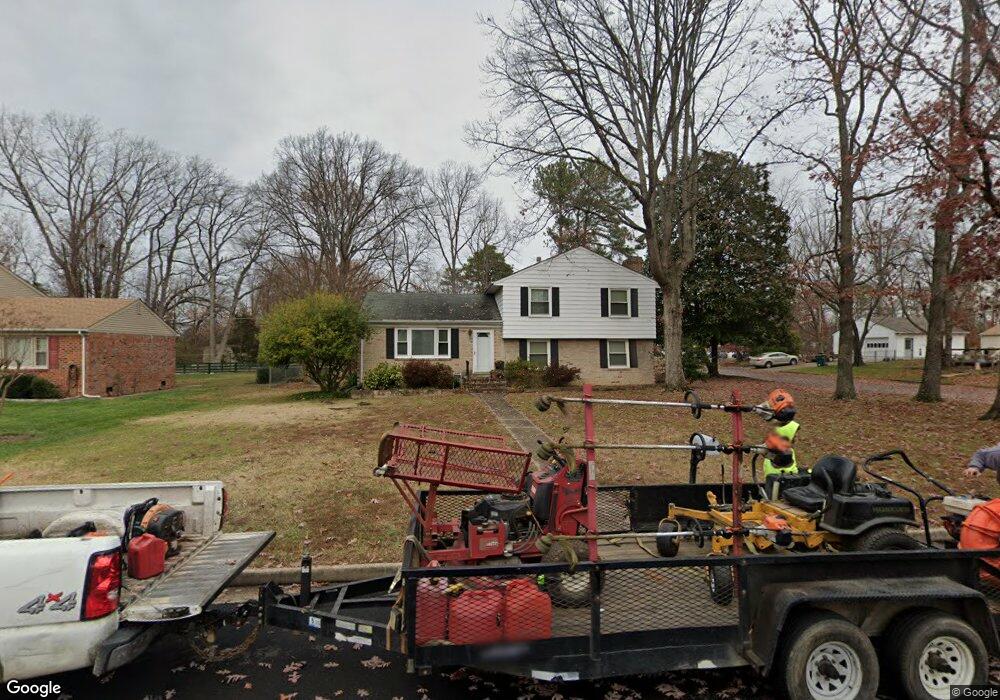 9200 Crystalwood Ln, Henrico, VA 23294 - photo 1