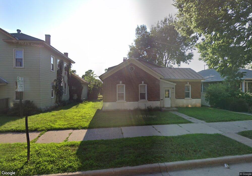 1220 7th St S unit 1220 7th St S, La Crosse, WI 54601 - photo 1