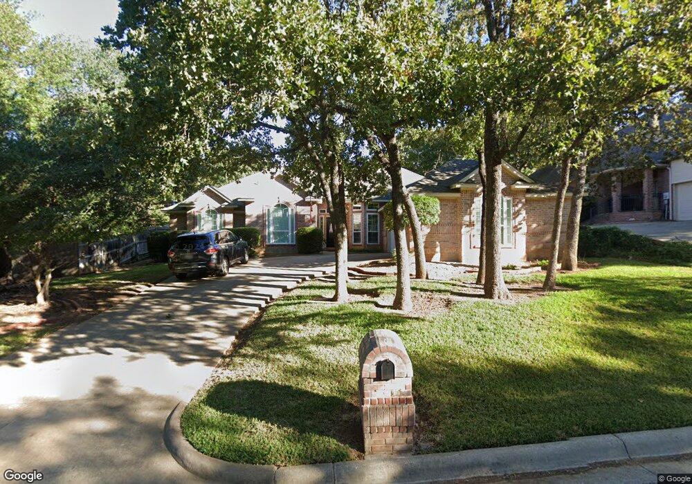 9121 High Oaks Dr, North Richland Hills, TX 76182 - photo 1