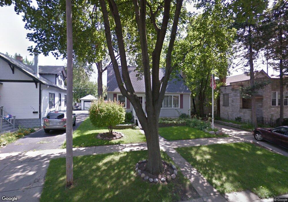 1285 Campbell Ave, Des Plaines, IL 60016 - photo 1