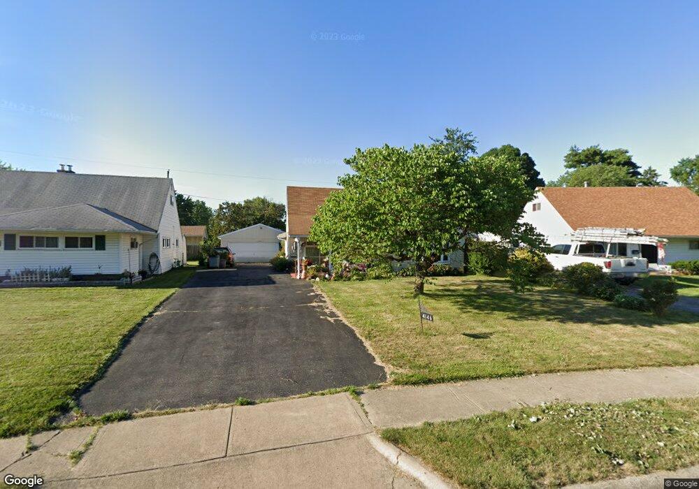 4146 Rickenbacker Ave, Columbus, OH 43213 - photo 1