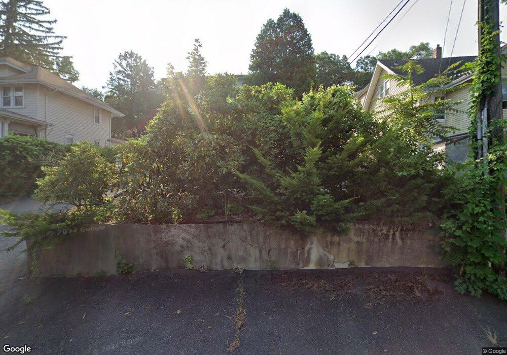 135 Highview Ave unit 1, Stamford, CT 06907 - photo 1