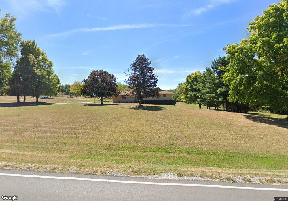 595 Coonpath Rd NE, Lancaster, OH 43130 - photo 1