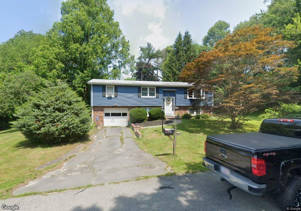 15 Nimitz St, North Dartmouth, MA 02747 - photo 1