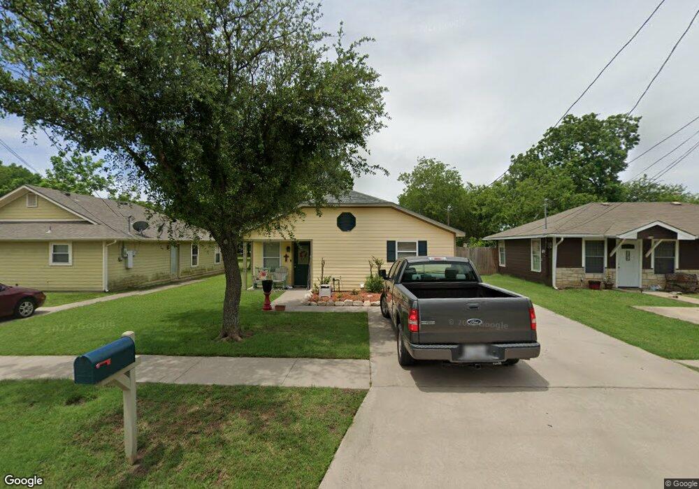 610 N East St, Sherman, TX 75090 - photo 1