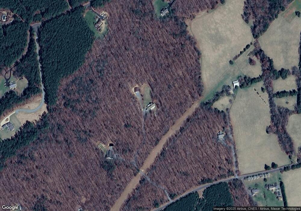 434 Nahor Manor Rd, Palmyra, VA 22963 - photo 1