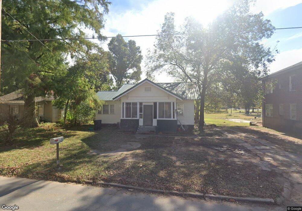 302 W 13th St, Okmulgee, OK 74447 - photo 1