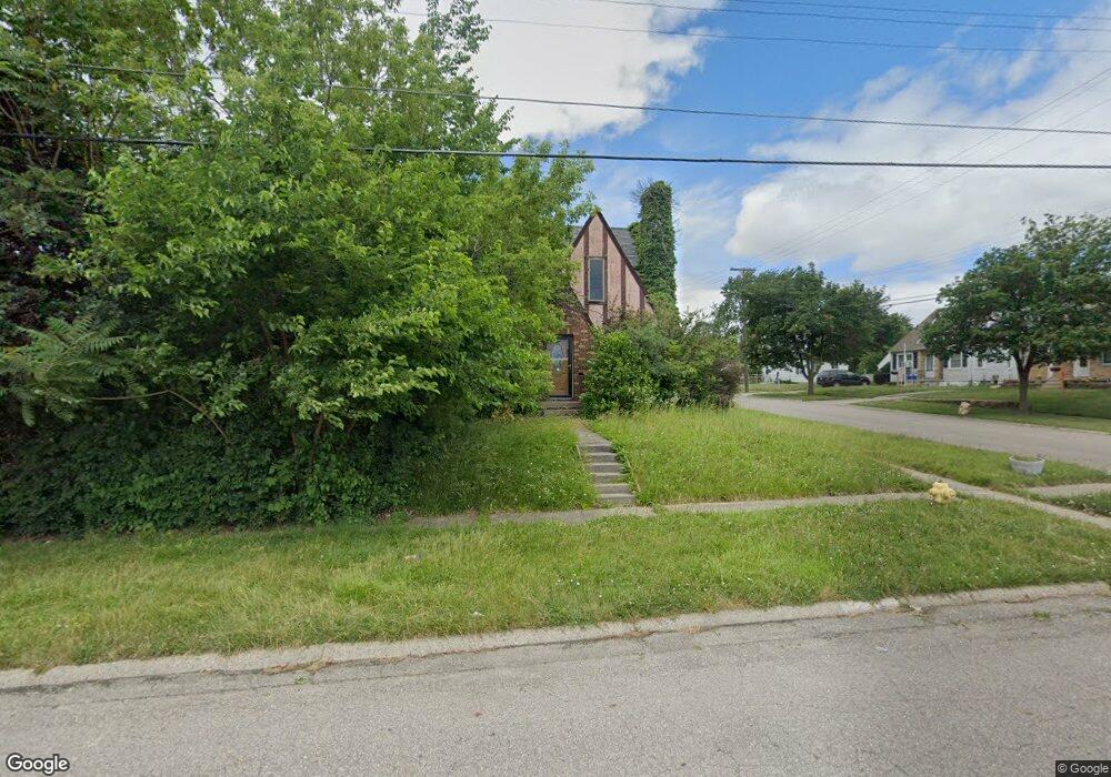 2702 Brandon St, Flint, MI 48503 - photo 1