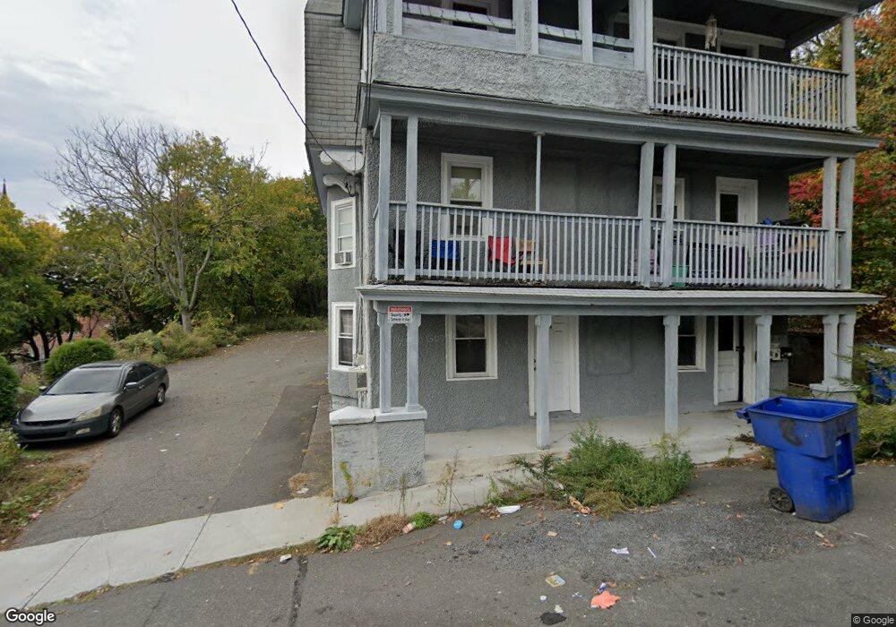 9 Marley Place unit 3, Waterbury, CT 06705 - photo 1