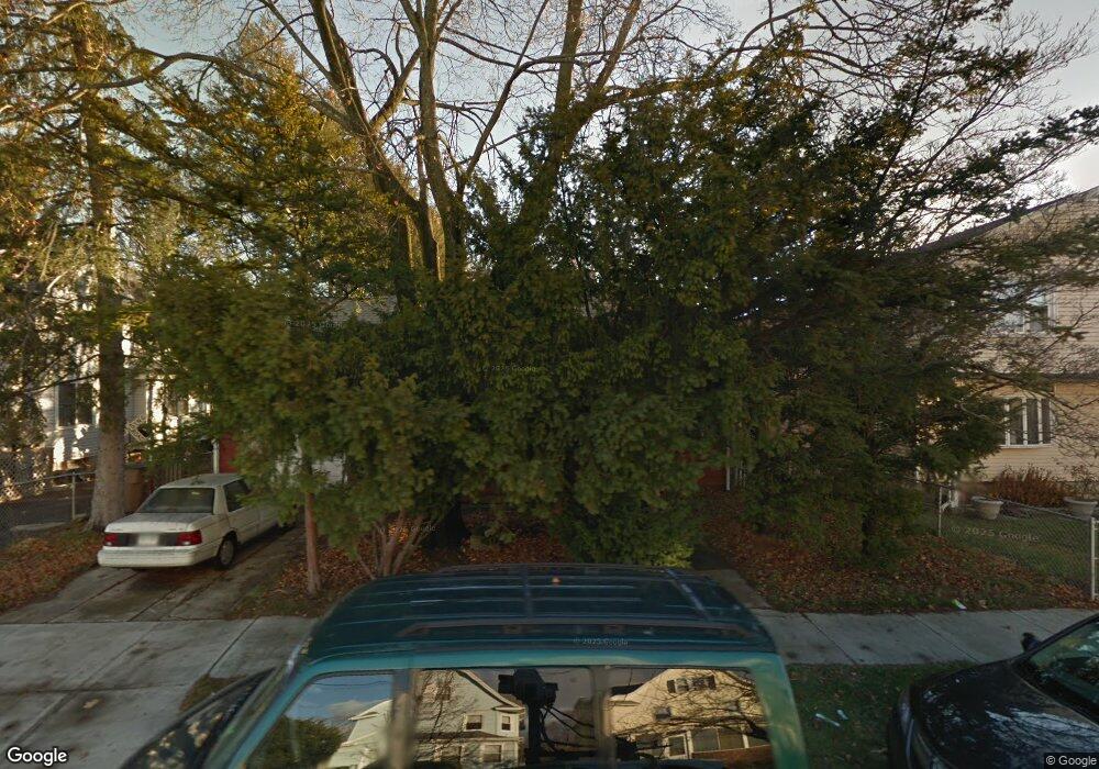 33 Elm Tree Place, Stamford, CT 06906 - photo 1