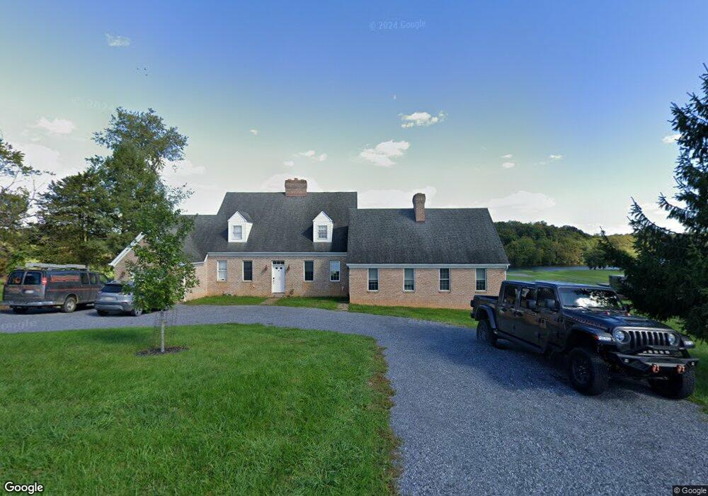 1025 Hoffman Rd, Martinsburg, WV 25404 - photo 1