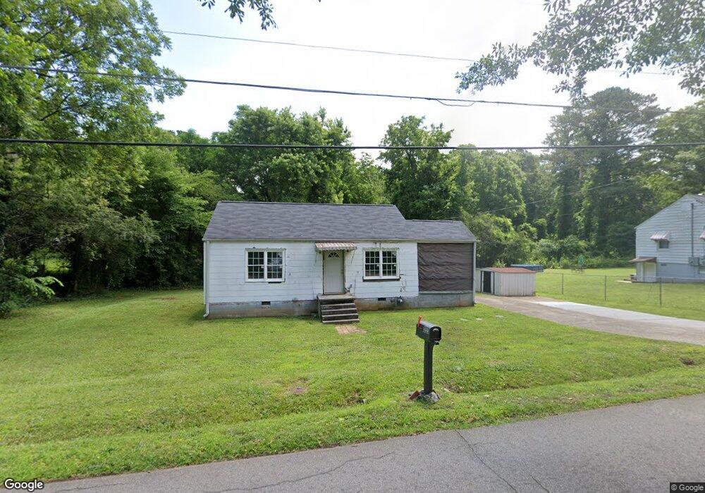 323 Hazel St, Winder, GA 30680 - photo 1