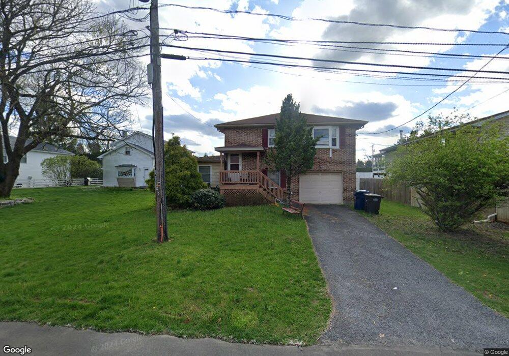 1716 N 17th St unit 1720, Allentown, PA 18104 - photo 1