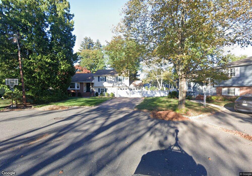 5 Azalea Ct, Scotch Plains, NJ 07076 - photo 1