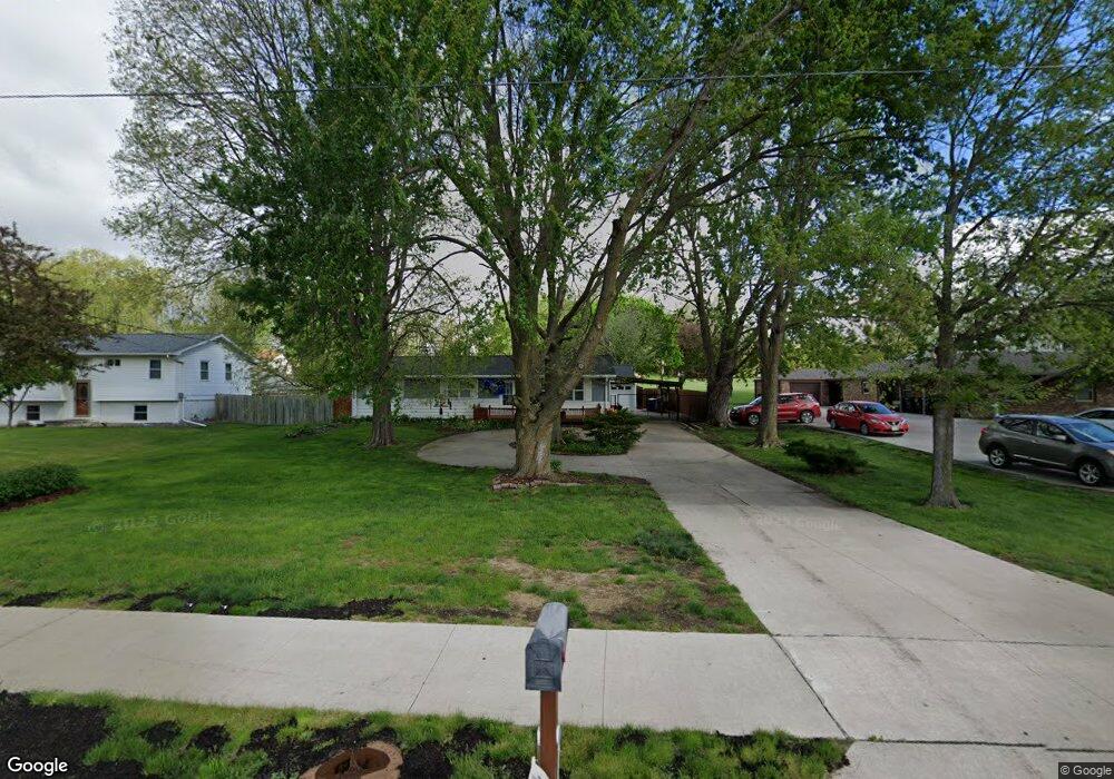 1200 E Mckinley Ave, Des Moines, IA 50315 - photo 1